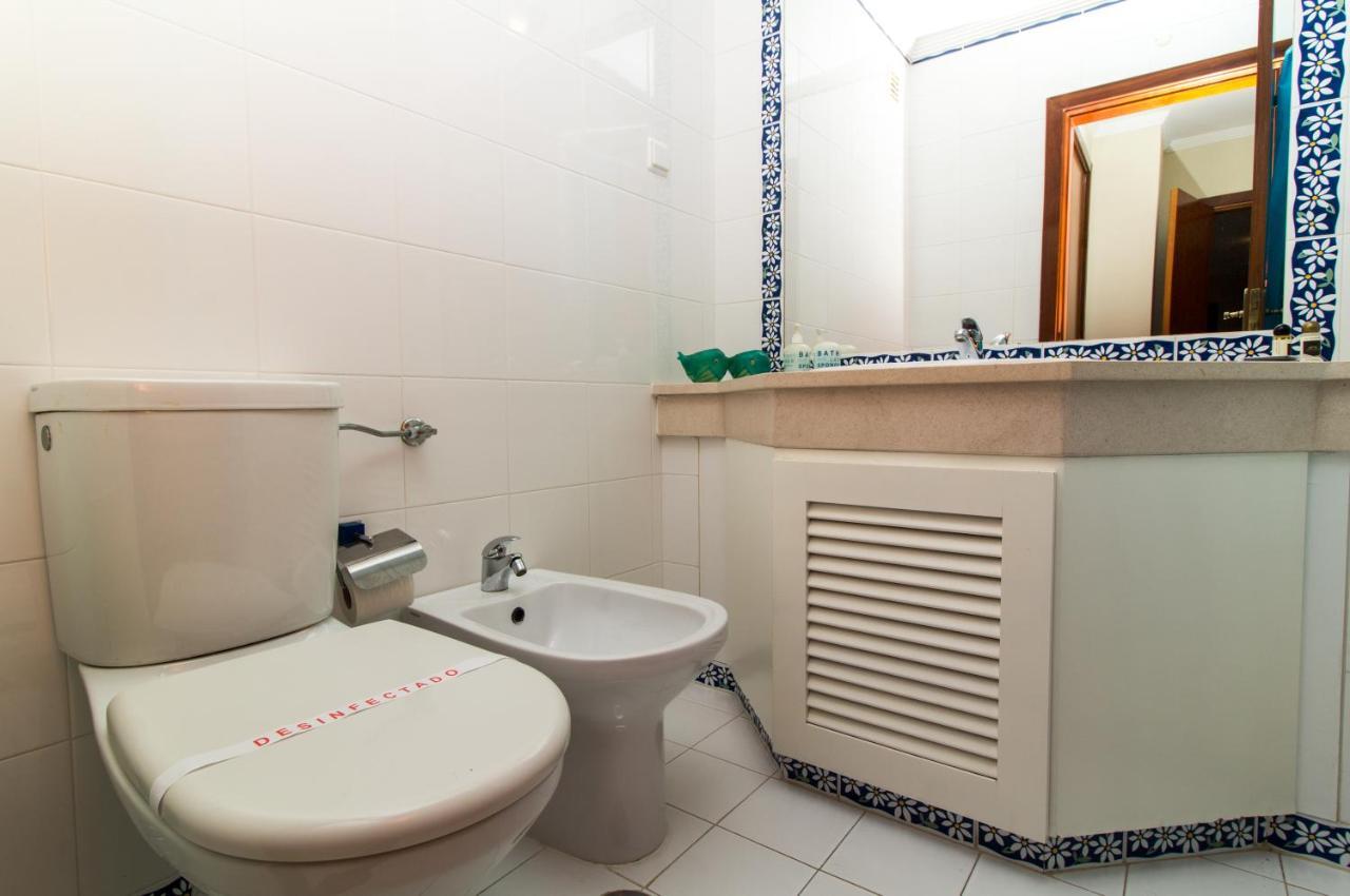 Family Apartment - Pool And Garden & Playground & Beach & Albufeira Exterior photo